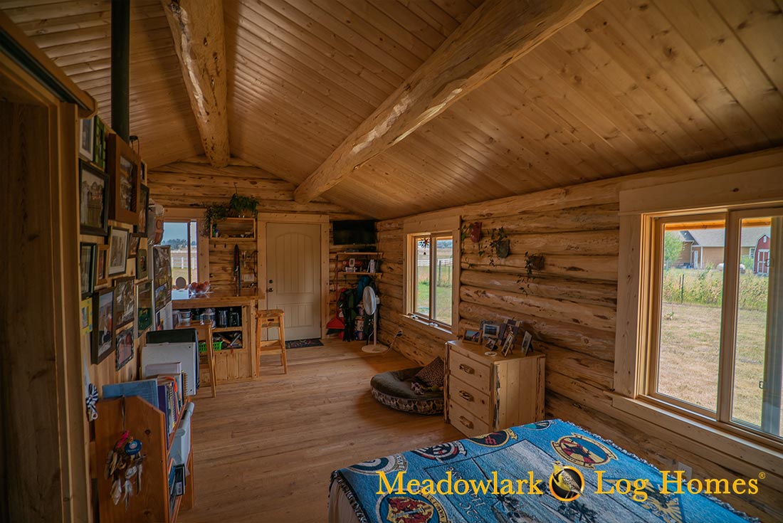 Montana Cabin 18x24 - Meadowlark Log Homes