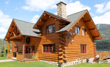 Bull Lake Montana Log Lodge